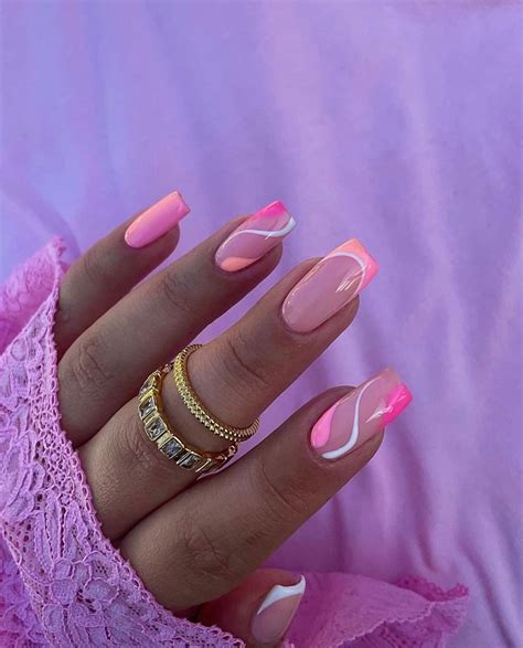 20 Simple Summer Nail Designs to Inspire You | Holiday acrylic nails ...