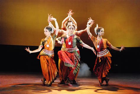 indian dance - Google Search | Cultural dance, Indian dance, Dance of india