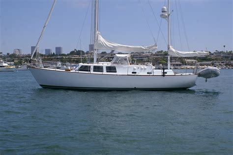 LEN BOSE YACHT SALES: FOR SALE: 1974 Cal 246 OHANA ASKING $ 115,000