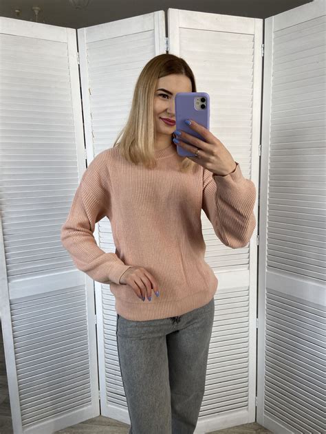 Жіночий одяг | Купити в інтернет-магазині | CapriStore