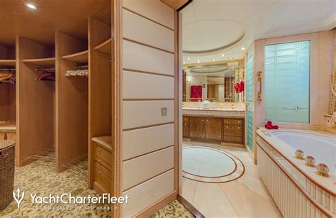 DIAMARE Yacht Photos - Feadship