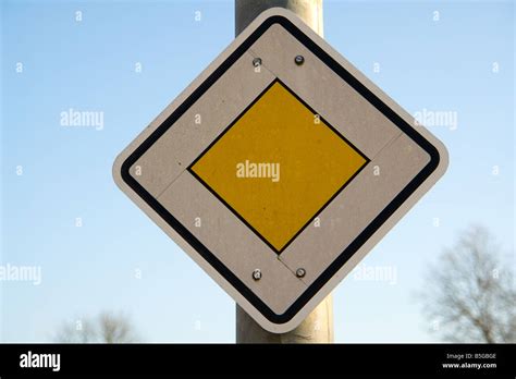 StVO Sign Nr 306 Stock Photo - Alamy