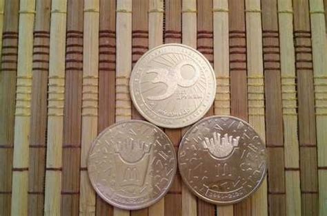 Маккоин / MacCoin 30 лет дружбы Монета Макдональдс Москва | Товары для ...