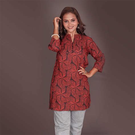 Red strip print short kurti