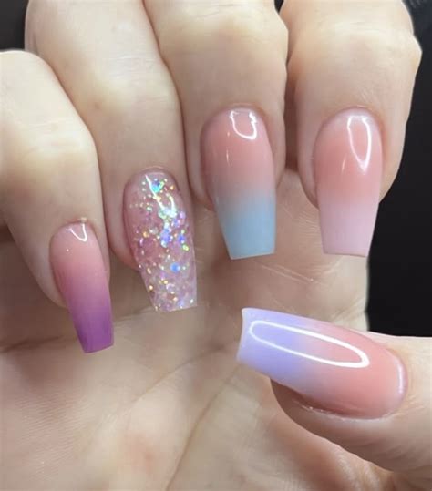 Pin de Ana Bassó en Uñas mis diseños | Uñas de color rosa pastel, Uñas ...