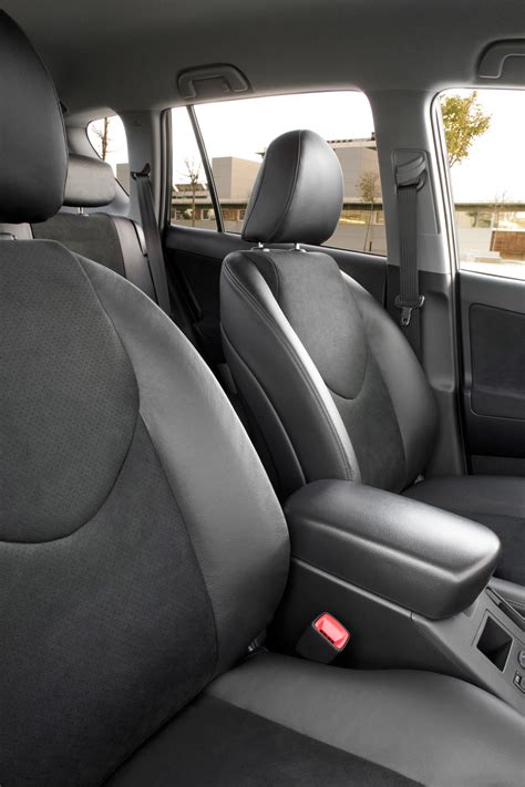 2010 Toyota RAV4 - HD Pictures @ carsinvasion.com