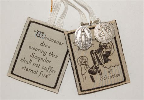 Sisters of Carmel: Simple Large Scapular with White Label