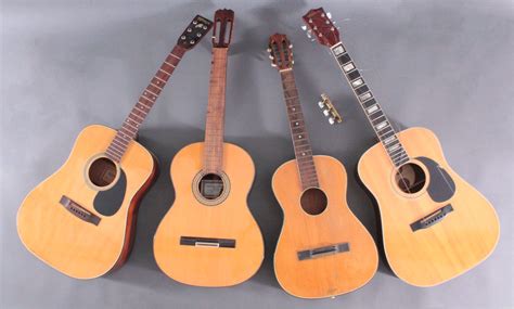 4 Gitarren | Badisches Auktionshaus