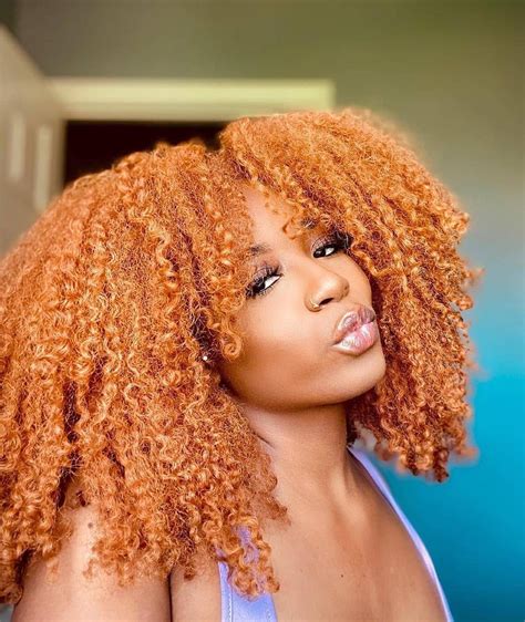 Warm honey blonde shades that will change your hair style 16