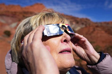 buy solar eclipse glasses