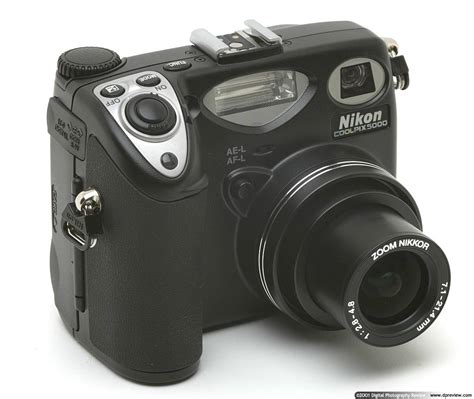 Nikon Coolpix 5000 Review: Digital Photography Review