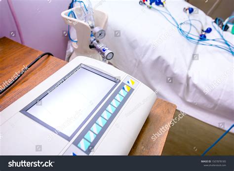 Modern Machine Display Recording Ecg Ekg Stock Photo 1507878185 ...