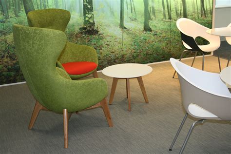 Public Transit Access to 40 Bank Street, Canary Wharf 21