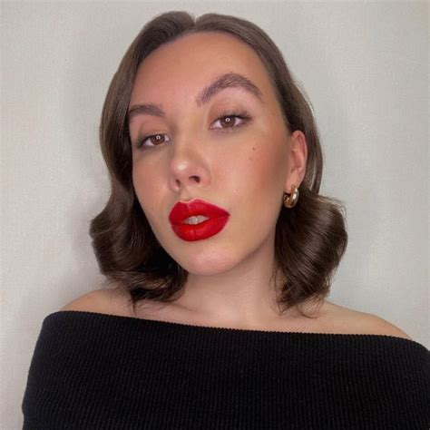 СОФЬЯ АЛЕКСАНДРОВА (@alexandrova__sofia) • Threads, Say more