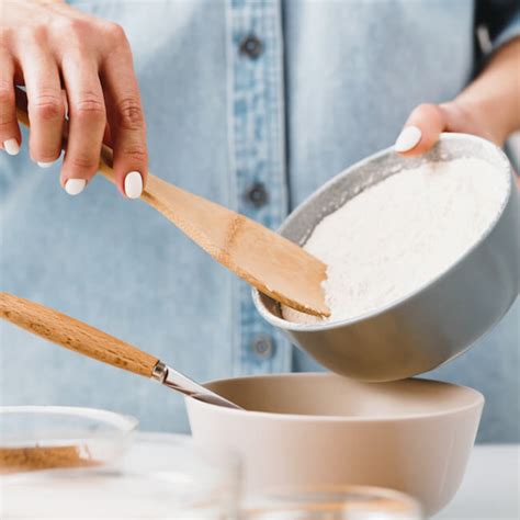 How to Bake Vegan: The Ultimate Guide to Egg, Milk, and Butter ...