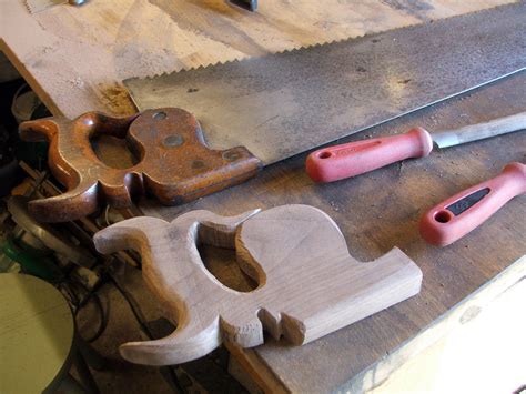 Handsaw maker: Saw making article in the Carpenters' Fellowships ...