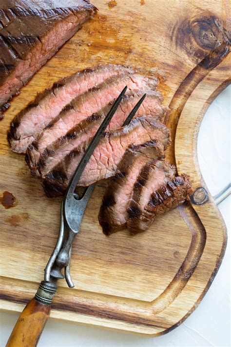 Quick Flank Steak: 2-Ingredient Recipe (Grilled & Marinated)