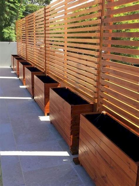 48+ Inspiring DIY Cheap Privacy Fence Design Ideas | Backyard, Backyard ...