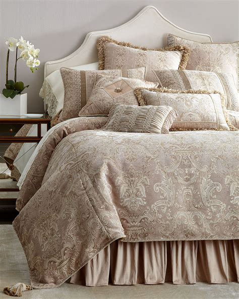 Dahlia Bedding | Neiman Marcus