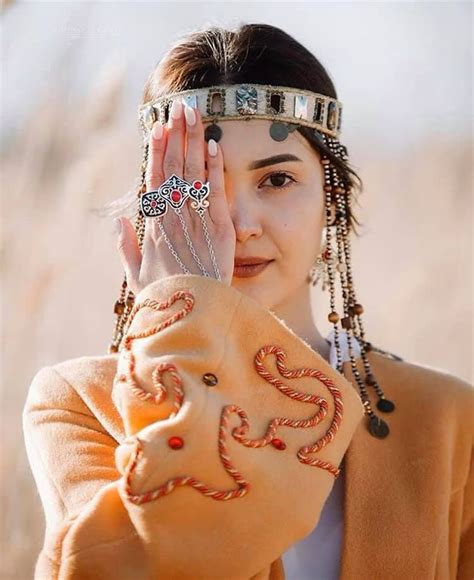 Pin su Kazakhstan Peoples