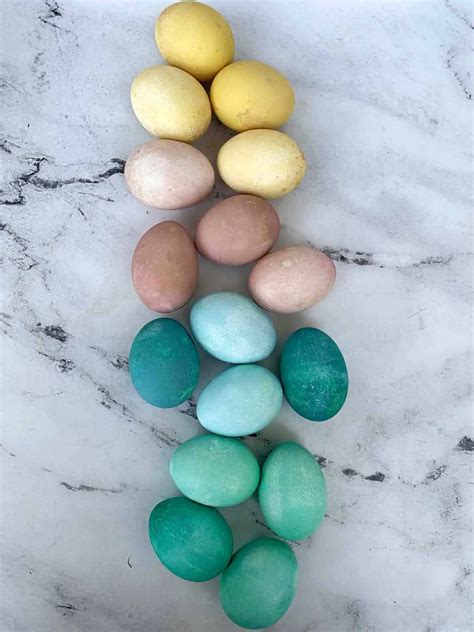 How to Naturally Dye Easter Eggs - One Hot Oven