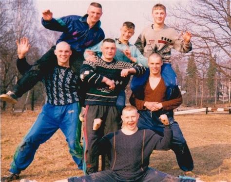 Немного ностальгии, легендарная мода 90-х в нашей стране и "у них ...