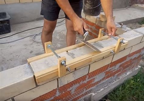 Приспособление для Кладки Кирпича | (Фото & Видео) Masonry Tools, Brick ...