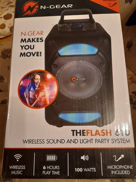 Karaoke zvucnik s mikrofonom