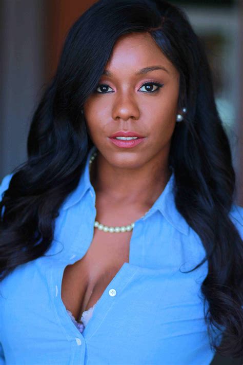 Headshots — Meggie A. Cherilus