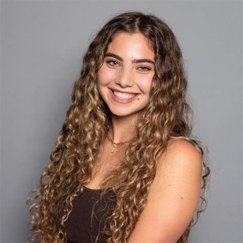 Lara Adra | LinkedIn