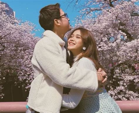 Brisia Jodie Kenalkan Kekasih Barunya, Antonio Marchelin Hardianto ...