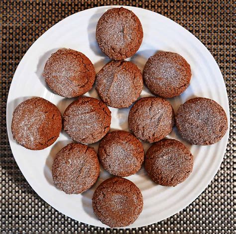 Costco Bakery Street Ginger & Spice and Everything Nice Cookies Review ...