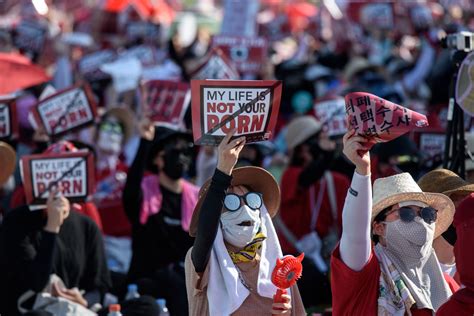 Seoul Is Ramping up Efforts to Tackle 'Spy-Cam Porn' Crisis | TIME