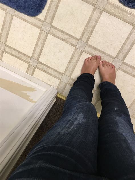 wetting on purpose - Omorashi experiences - Omorashi