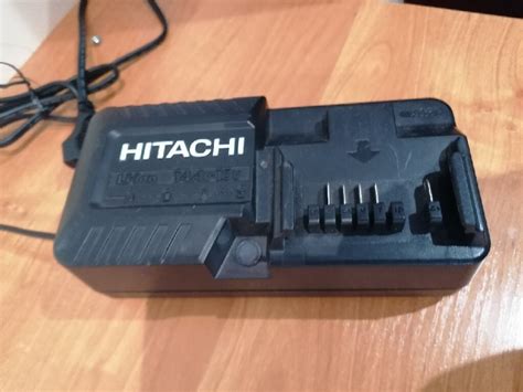 Hitachi Ładowarka UC 18YKSL 14.4-18V 2A | Nisko | Kup teraz na Allegro ...