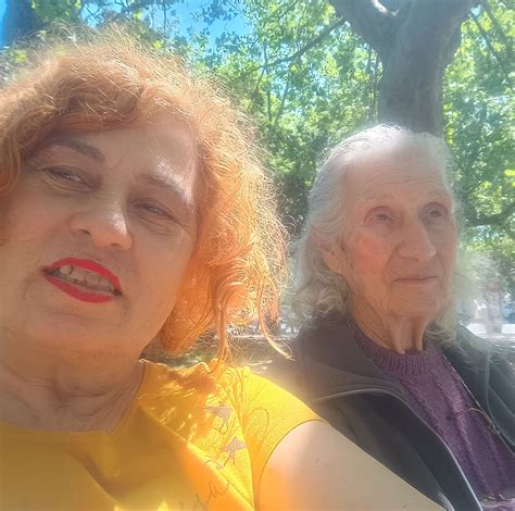 La 100 FM - El emotivo inicio del programa de Mirtha... | Facebook