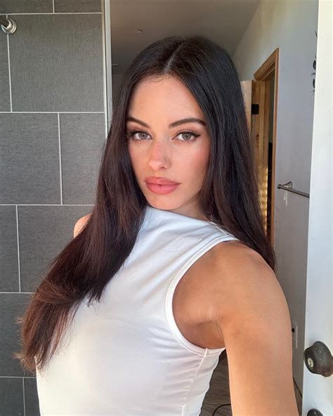 Amanda Rodriguez (@the_amandarodriguez) • Instagram photos and videos
