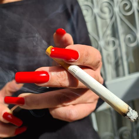 Long Nails Smoking