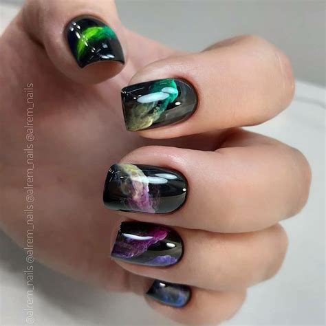 Pin by Алексеева Ульяна on КАРТИНКИ | Square nail designs, Glitter gel ...