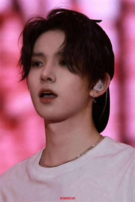 ek  twitter boyfriend pictures  good comebacks hot korean guys