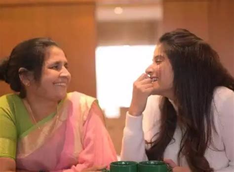 debchandrima singha roy height age boyfriend family biography