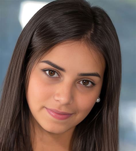 Sarah Joy (Actress) Age, Height, Weight, Biography, Family, Videos