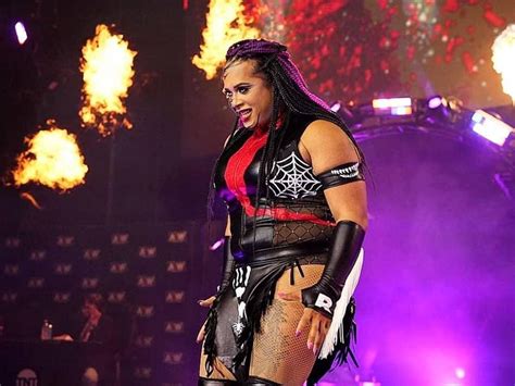 Barrier-breaking wrestler Nyla Rose goes beast mode with Ken Hoffman in