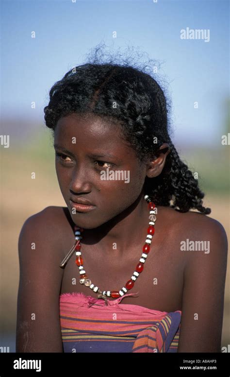 Afar girl, Assaita, Danakil desert fringe, Ethiopia Stock Photo - Alamy