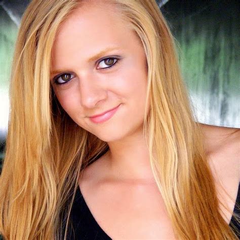 Riley Nixon Wiki Bio