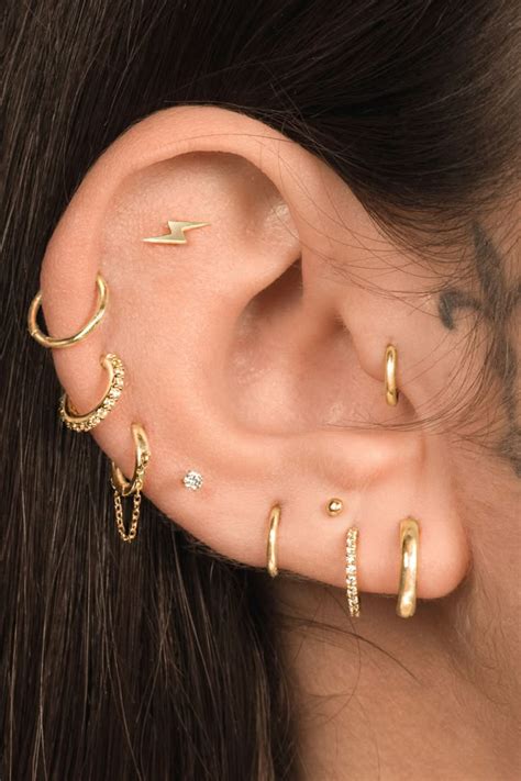 Wow-worthy Cartilage Ear Piercing Ideas | Gold cartilage earrings ...