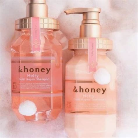 &Honey Deep Moist Shampoo Review 2024: Is &Honey Shampoo Color Safe ...