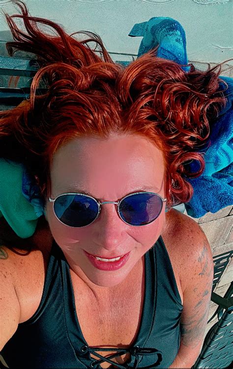 The Hug that Woke Up my Sexuality | by 💚 Lisa Marie 💚 | PTSD Triggers