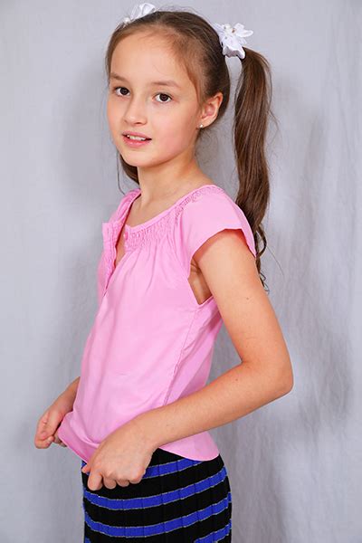 Model Adele
