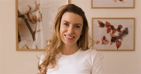 hOUR THERAPY | Кристиана Бенчева | Психологическо консултиране на ...
